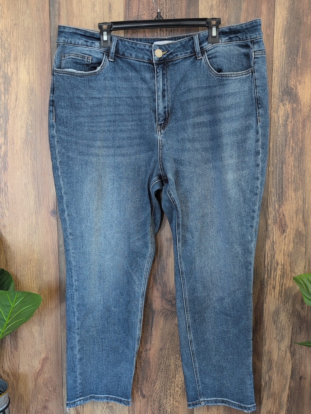 Vervet by Flying Monkey V2117YHC Ankle Crop Plus Size Jeans 18 701A